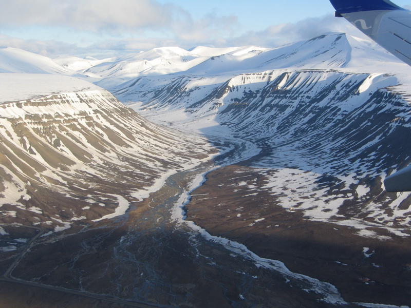 Approaching Longyearbyen